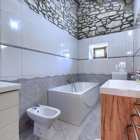 Puntarina By Interhome Casa de Férias Barban