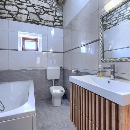 Puntarina By Interhome * Barban